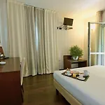 Hotel 2c 3*