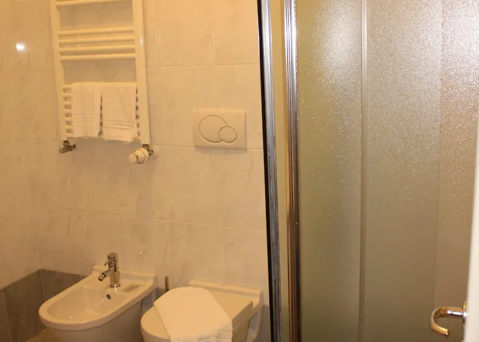 2c Hotel