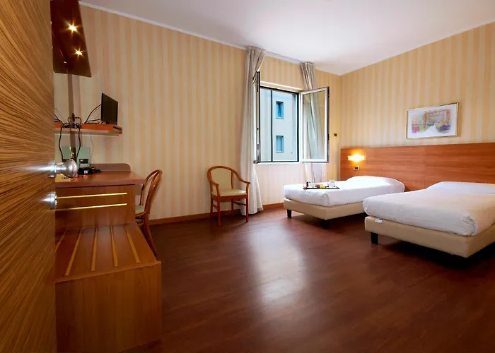 Hotel 2c