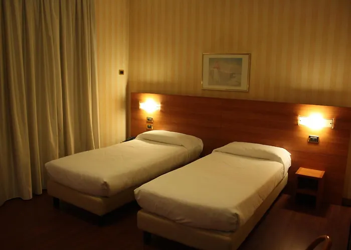 Hotel 2c 3*