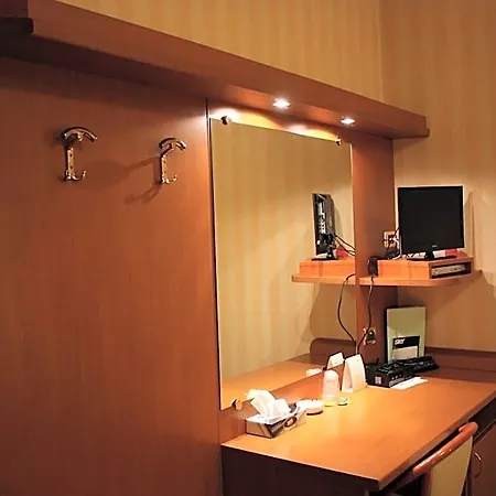 2c Hotel Legnano