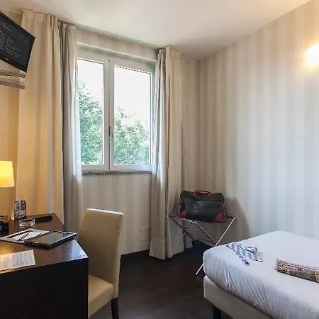 2c Hotel Legnano
