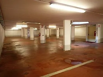 酒店 2c 莱尼亚诺